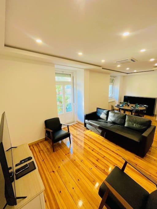 Lisbon 67 Amazing Family Flat In Great Location City Center Exteriör bild